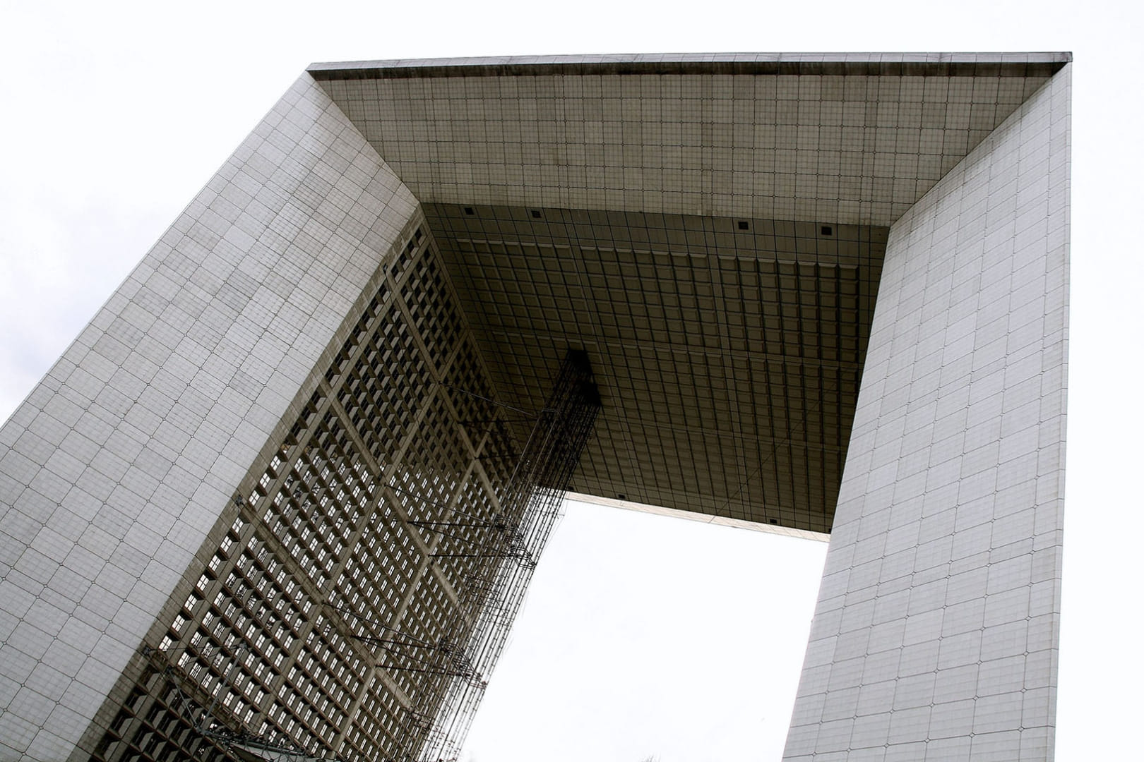 Grande Arche de la Fraternite - PARIS  1989