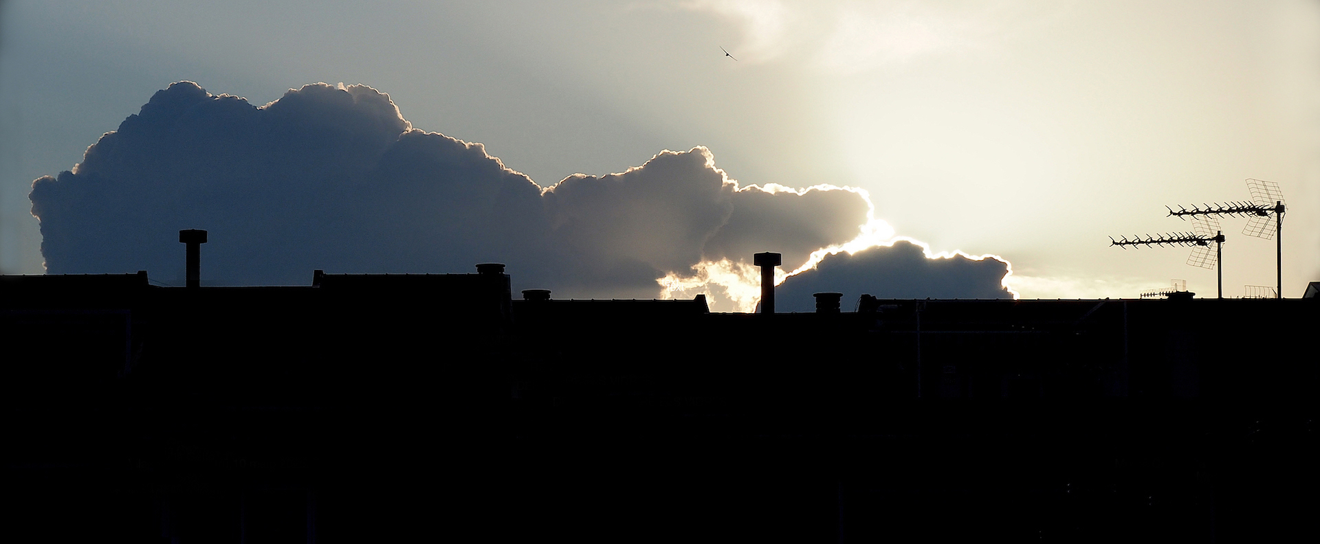 SORTIDA DE SOL AMB NÚVOL TÒXIC
